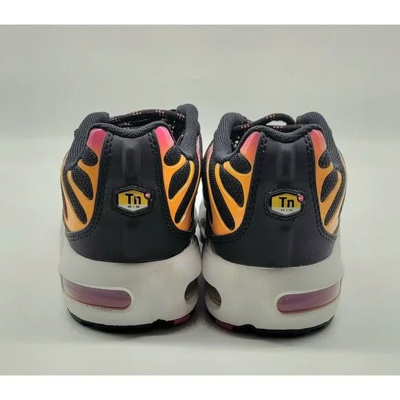 Nike Air Max Plus (GS) 'Black Active Pink' DX9264-001